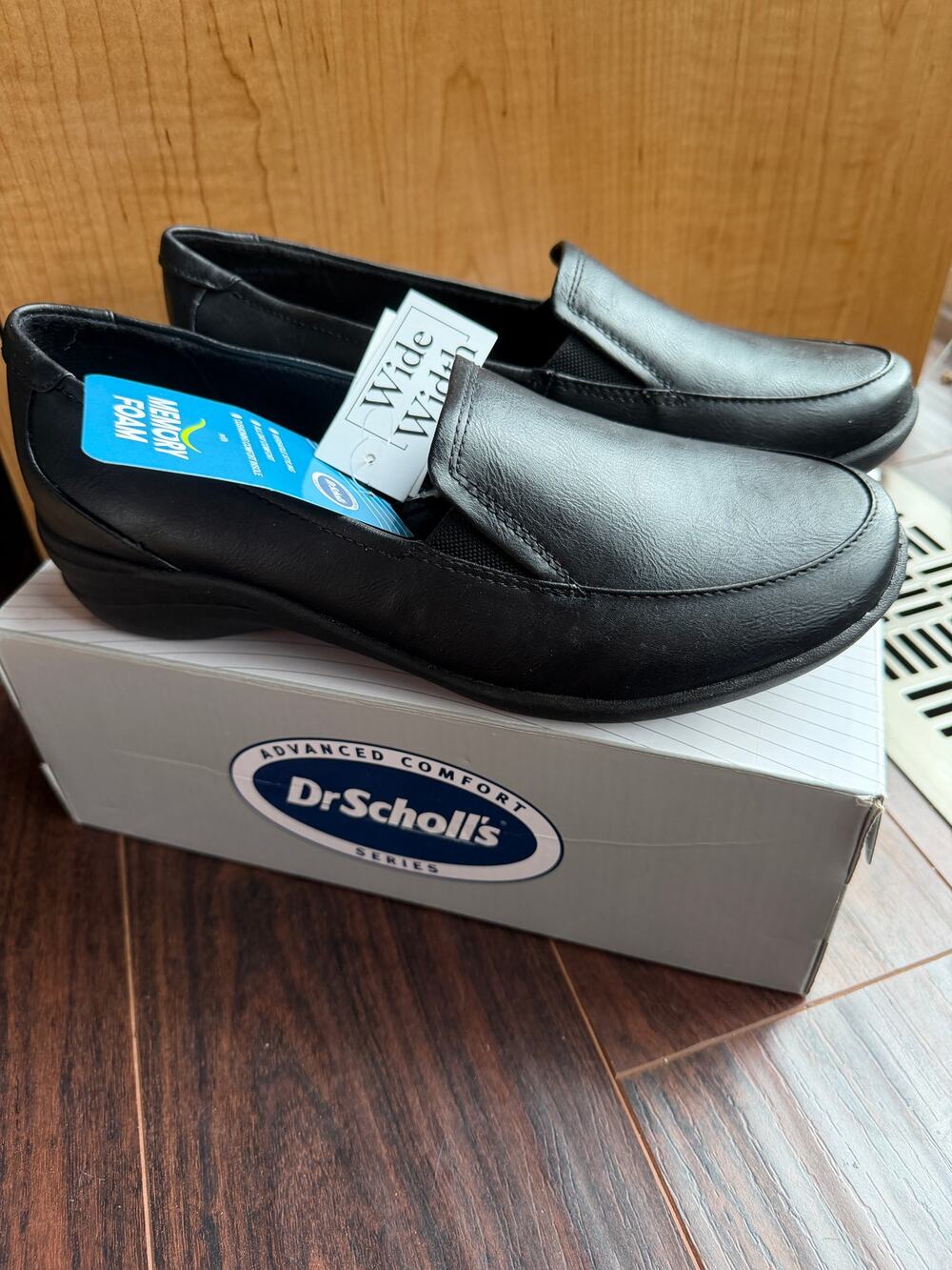 NIB Dr. Scholl's Oceana Black Comfort Slip-On Loafers Women's Size 8.5W